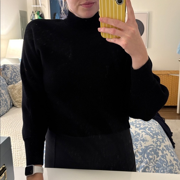 Zara cropped Black mock neck  Sweater - Picture 1 of 5